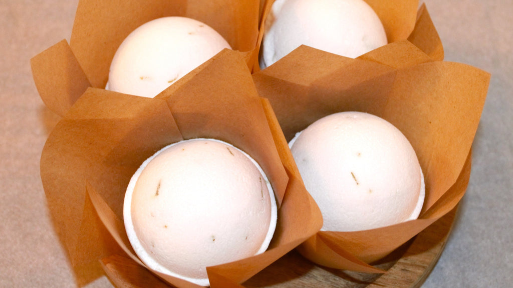 Rosemary & Peppermint Naked Bath Bomb - Dye Free Aromatherapy