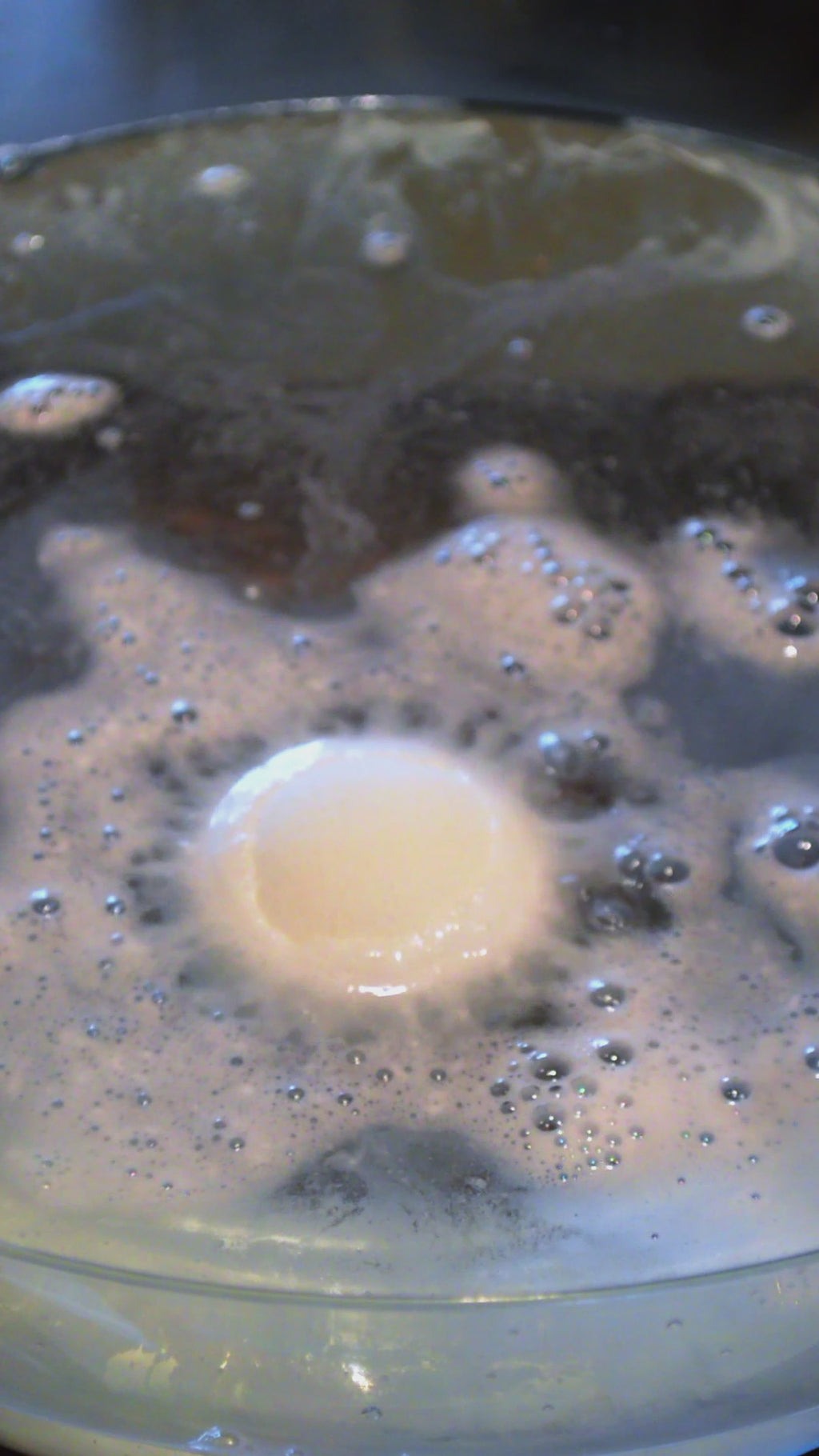 The Mystery Color Bath Bomb